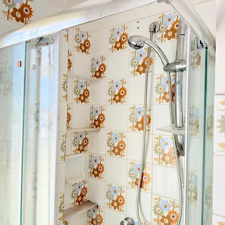 M464 - Marcelli, Trilocale Con Terrazzo A 150m Dal Mare * Marcelli